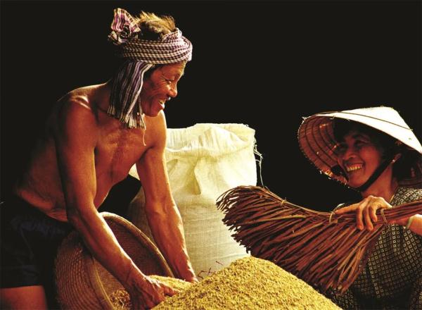 观·品 | 越南摄影家协会主席:陈氏秋冬作品欣赏 观·品 | 越南摄影家协会主席:陈氏秋冬作品欣赏