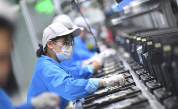 合肥市：联宝科技笔记本电脑机组装车间