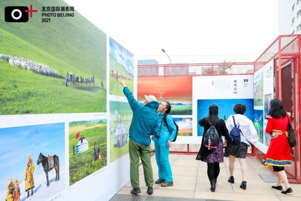 摄影周“这十年” | 文旅融合系列精品展回顾 DM_20240411203008_030.jpg